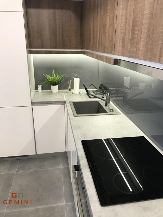 Gemini Apartment 3 - Modern Apartment With City View Novi Sad Exterior foto