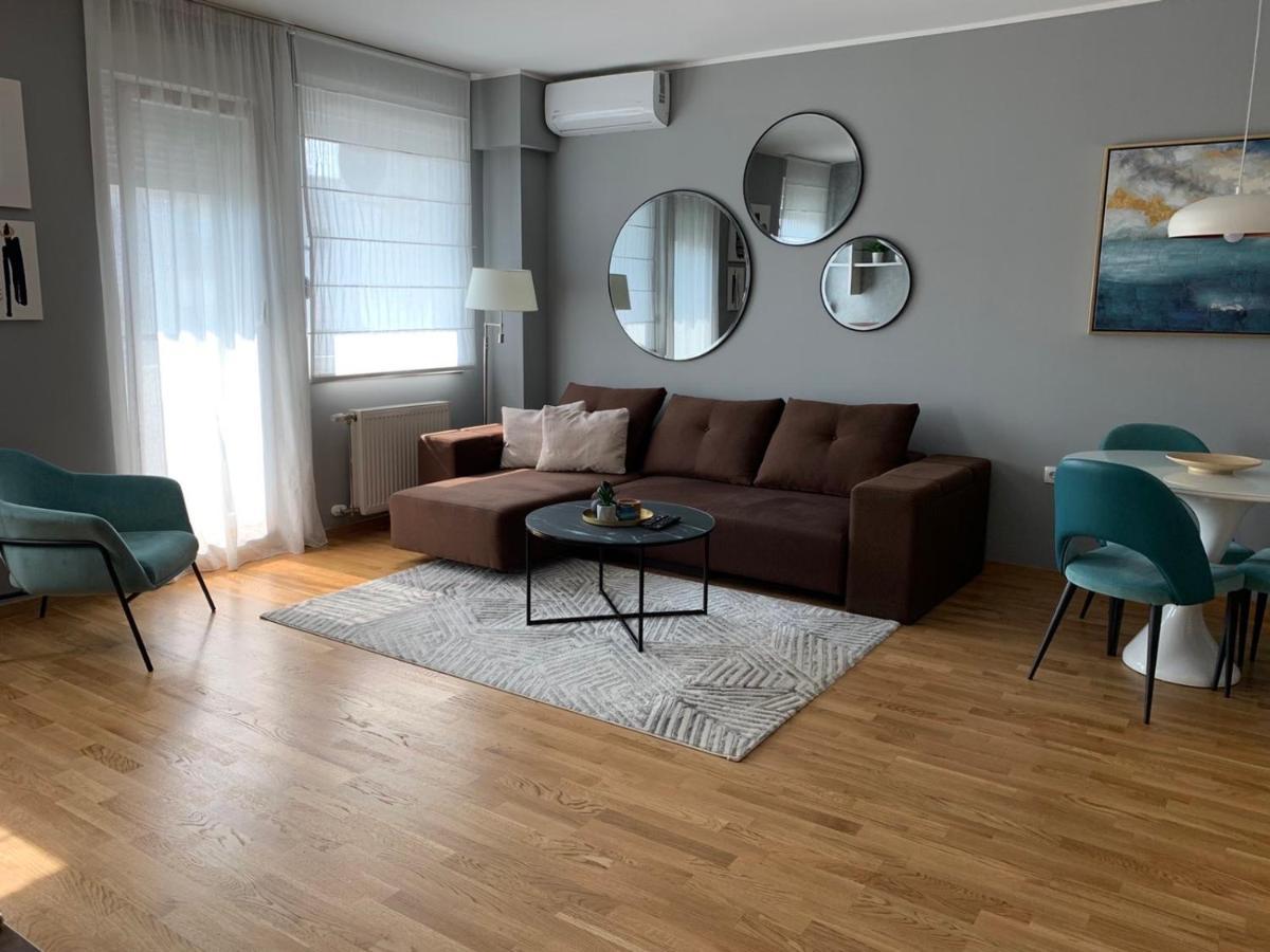 Gemini Apartment 3 - Modern Apartment With City View Novi Sad Exterior foto